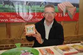 Marc Leduc fier du Maroilles au pissenlit