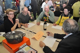 C'est terminé, Charles se désaltère C'est terminé, Charles se désaltère