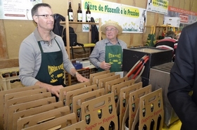 Benoit et Michel  la bire de Pissenlit