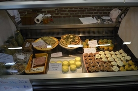 Brigitte propose aussi des desserts Brigitte propose aussi des desserts