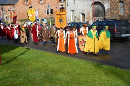 Les confrries devant la laiterie Gillir qui fabricant du maroilles (nostalgie....)